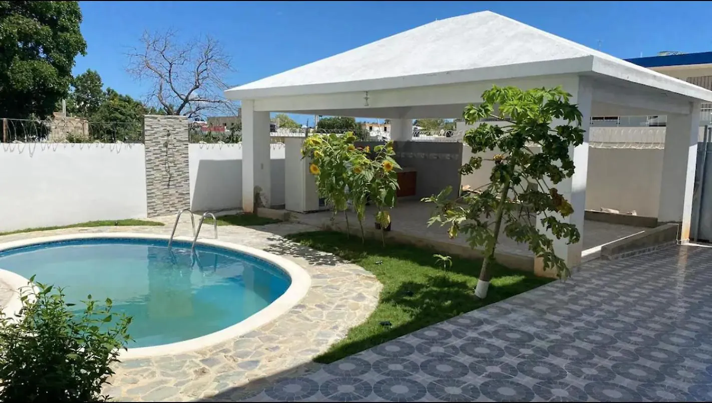 Elegant Stay With Pool La Romana