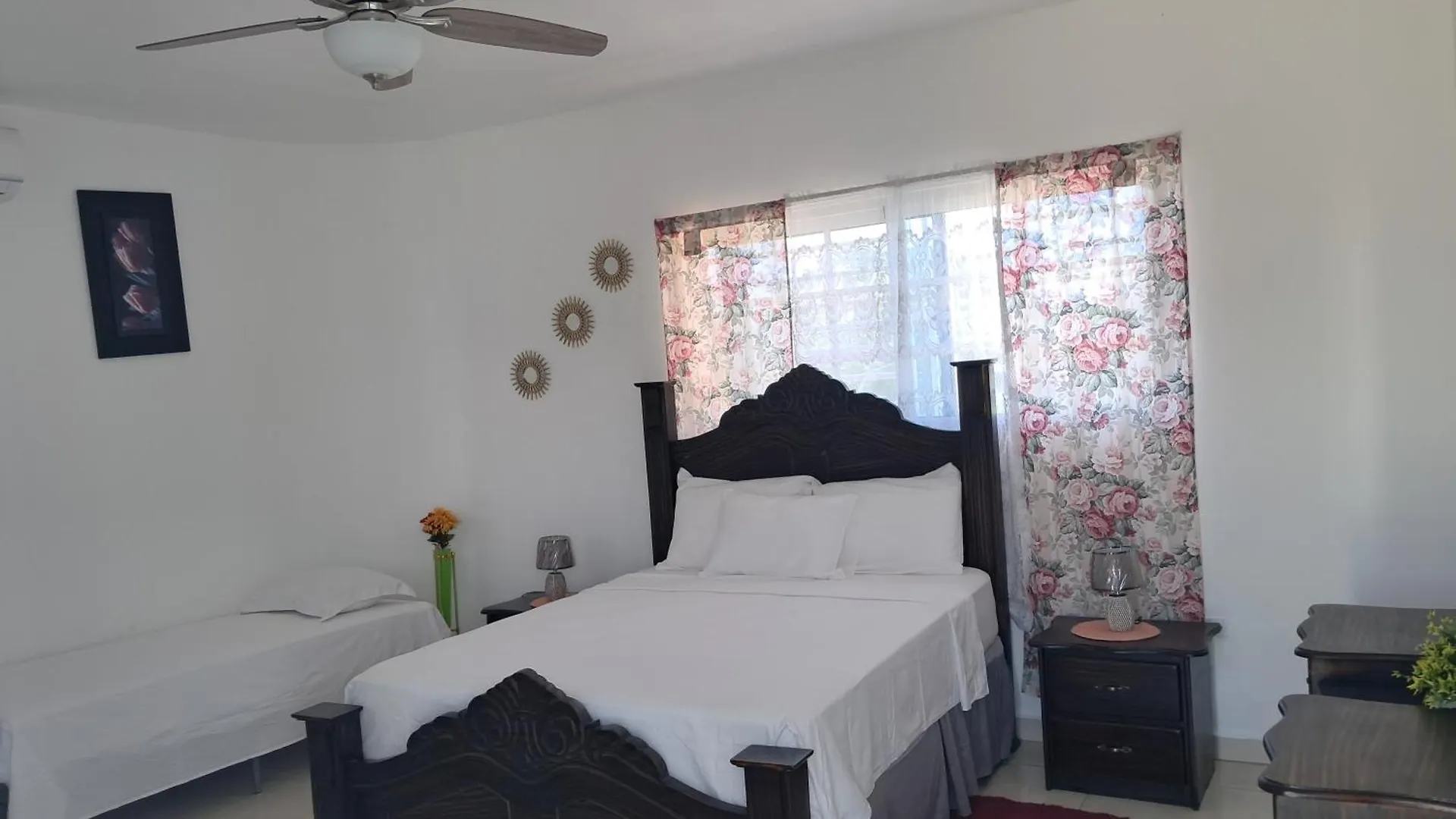 Guest house Elegant Stay With Pool La Romana